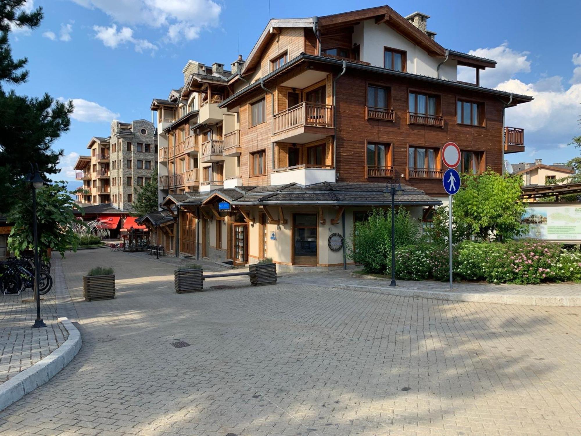5 In Pirin Golf *